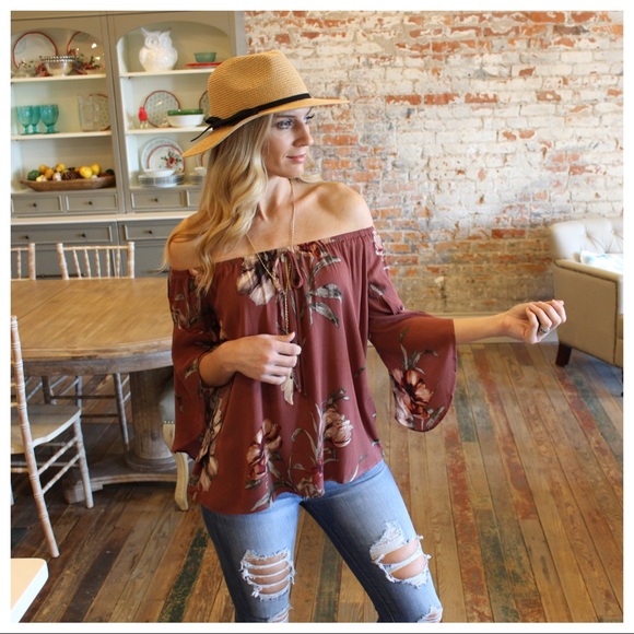 ✨LAST✨Marsala Off Shoulder Floral top - Picture 2 of 2